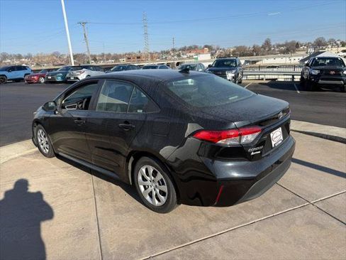 Certified 2024 Toyota Corolla LE FWD image 7