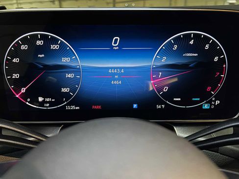 Used 2025 Mercedes-Benz GLC 300 GLC 300 image 29