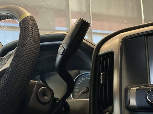 Used 2018 GMC Sierra 3500 Denali w/ Duramax Plus Package AWD/4WD image 23