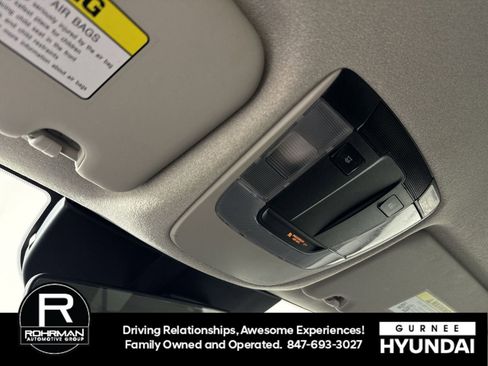 Used 2023 Kia Niro LX image 10