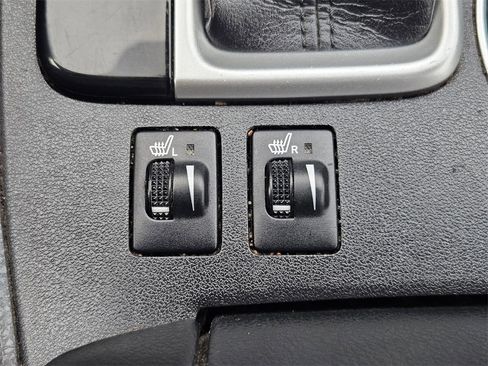 Used 2018 Toyota Highlander XLE image 30