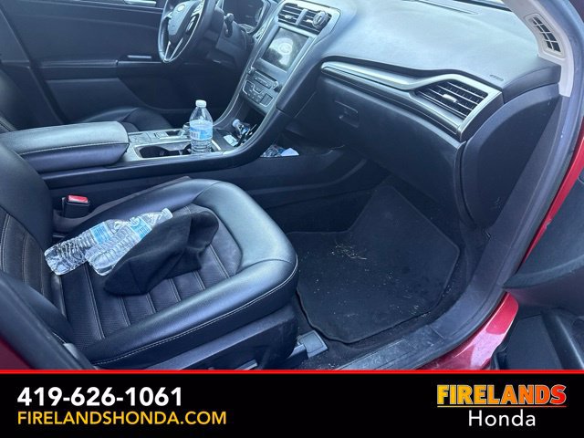 Used 2017 Ford Fusion SE w/ Equipment Group 201A FWD image 26