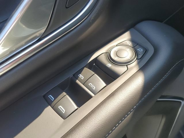 Used 2024 Chevrolet Tahoe LS RWD image 9