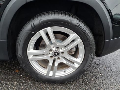 Used 2021 Mercedes-Benz GLB 250 4MATIC image 15