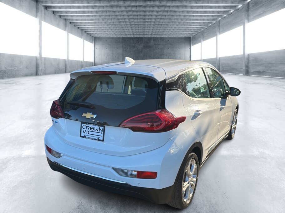 Used 2018 Chevrolet Bolt LT FWD image 4