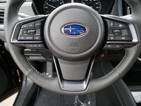 Used 2025 Subaru Forester Limited AWD/4WD image 25