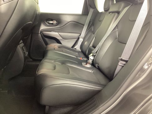 Used 2022 Jeep Cherokee Limited image 31