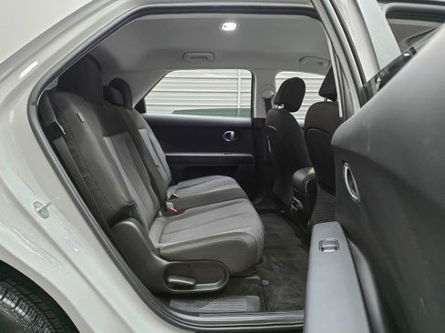Used 2024 Hyundai Ioniq 5 SEL AWD/4WD image 17