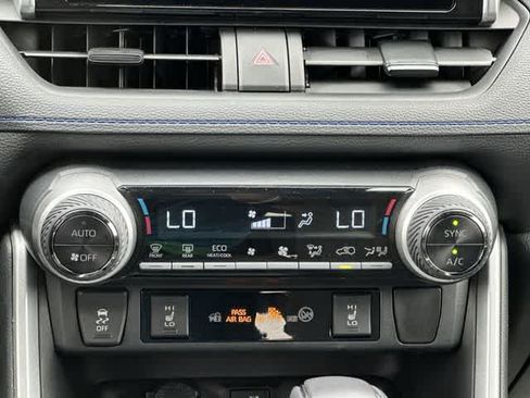Used 2023 Toyota RAV4 SE w/ Convenience Package AWD/4WD image 15