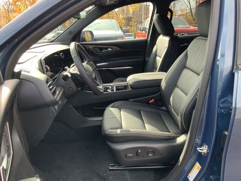 New 2026 Chevrolet Traverse High Country image 10