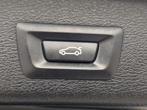 Used 2015 BMW X3 xDrive28i image 12