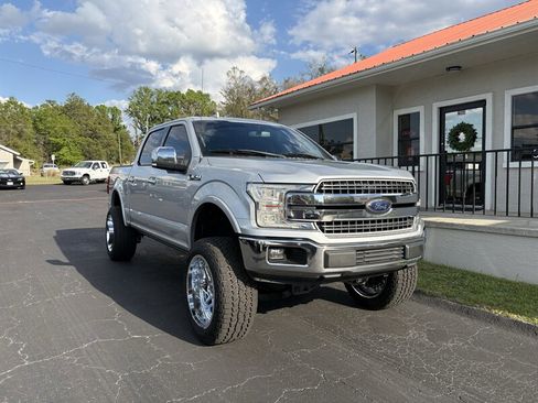 Used 2018 Ford F150 Lariat w/ Equipment Group 502A Luxury image 2