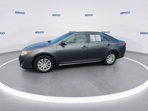 Used 2013 Toyota Camry L image 5