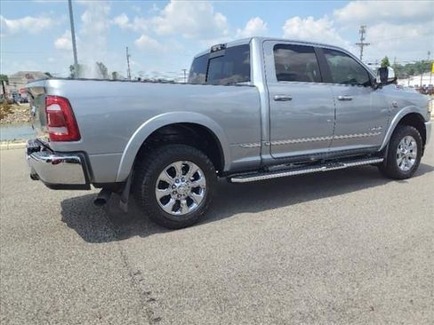 Used 2022 RAM 3500 Limited AWD/4WD image 2