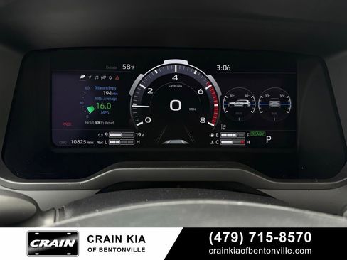 Used 2025 Toyota Sequoia TRD Pro AWD/4WD image 15