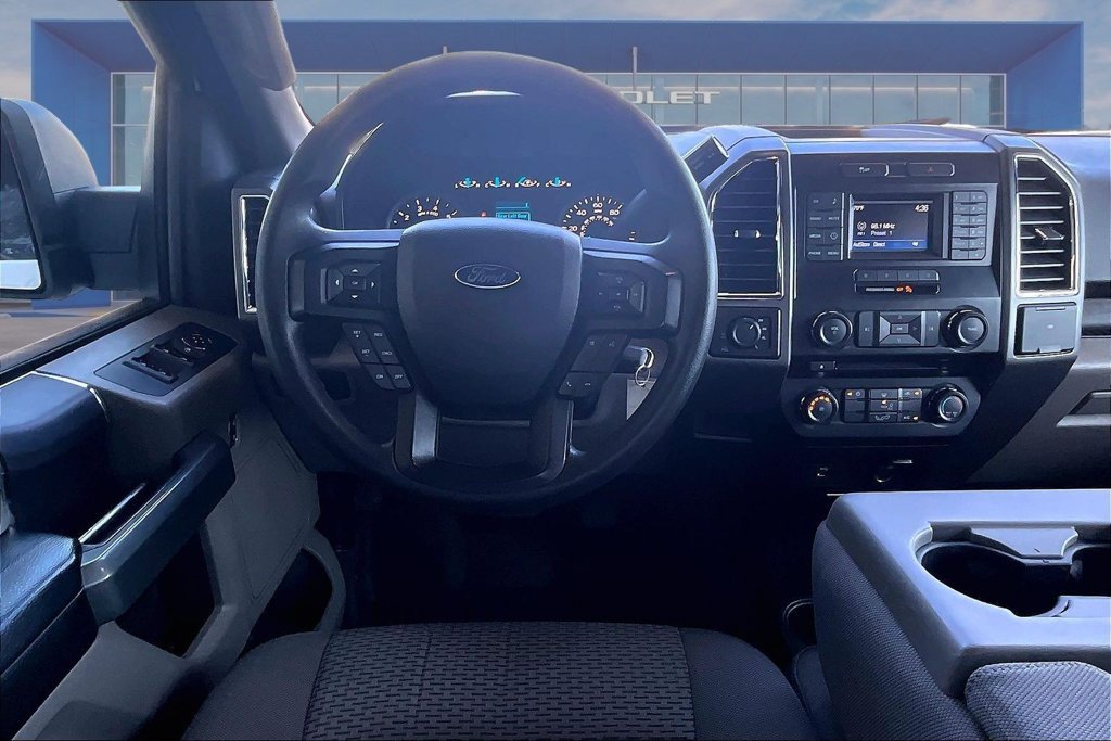 Used 2016 Ford F150 XLT AWD/4WD image 2