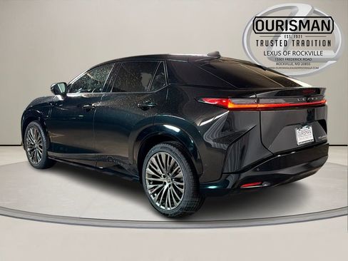 Certified 2023 Lexus RZ 450e Premium w/ Accessory Package (Z1) image 7