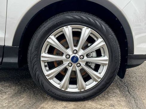 Certified 2017 Ford Escape Titanium image 11