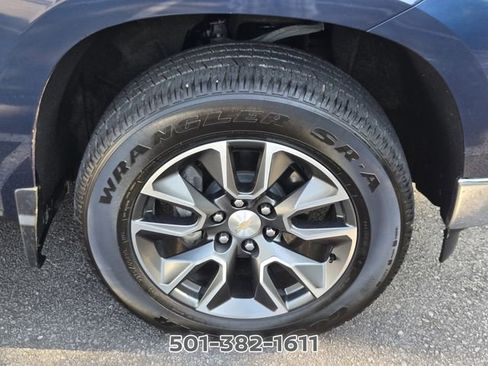 Used 2022 Chevrolet Silverado 1500 LT AWD/4WD image 21