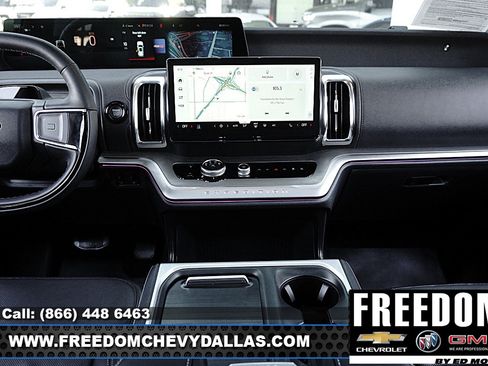 Used 2025 Ford Expedition Max Platinum image 16