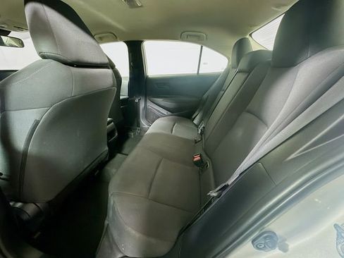 Used 2022 Toyota Corolla LE image 21
