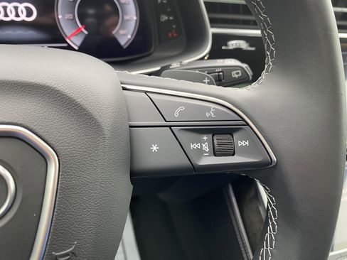 Used 2025 Audi Q8 Premium Plus image 20