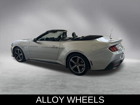 Used 2024 Ford Mustang Premium RWD image 10