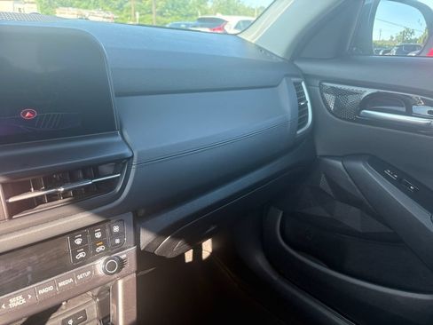 Used 2025 Kia Seltos EX w/ EX Sunroof Package AWD/4WD image 18