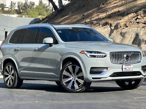 Certified 2024 Volvo XC90 T8 Plus w/ Protection Package Premier AWD/4WD image 2