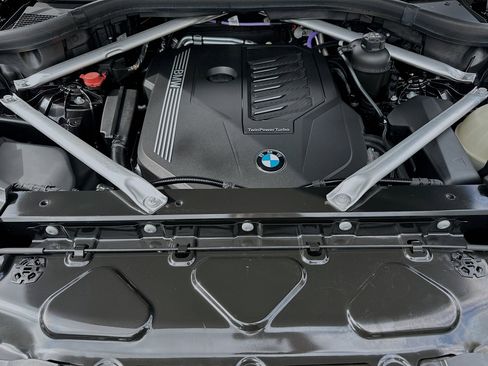 Certified 2023 BMW X5 sDrive40i w/ Executive Package image 33