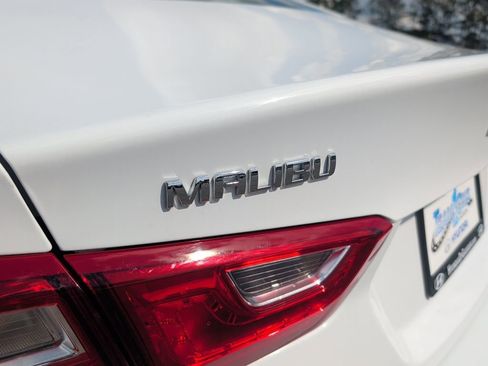 Used 2025 Chevrolet Malibu LT FWD image 35