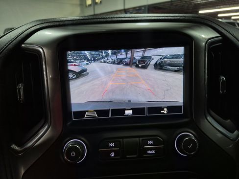 Used 2020 Chevrolet Silverado 1500 LTZ w/ LTZ Premium Package image 16