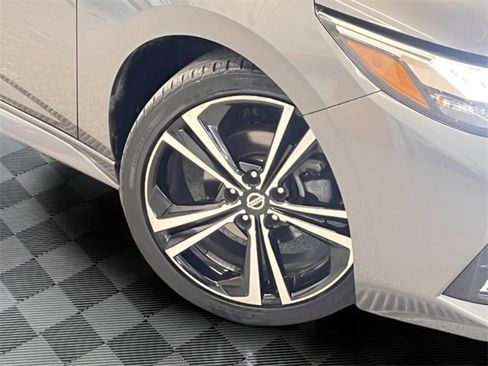 Used 2020 Nissan Sentra SR image 25