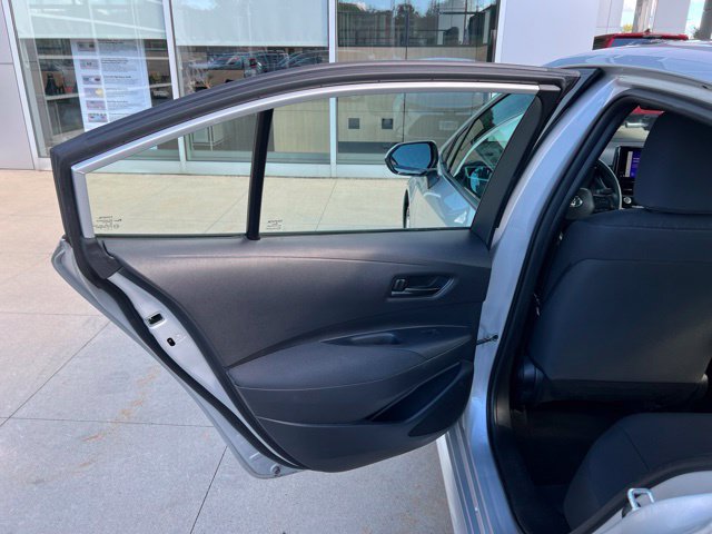 Used 2024 Toyota Corolla LE FWD image 28