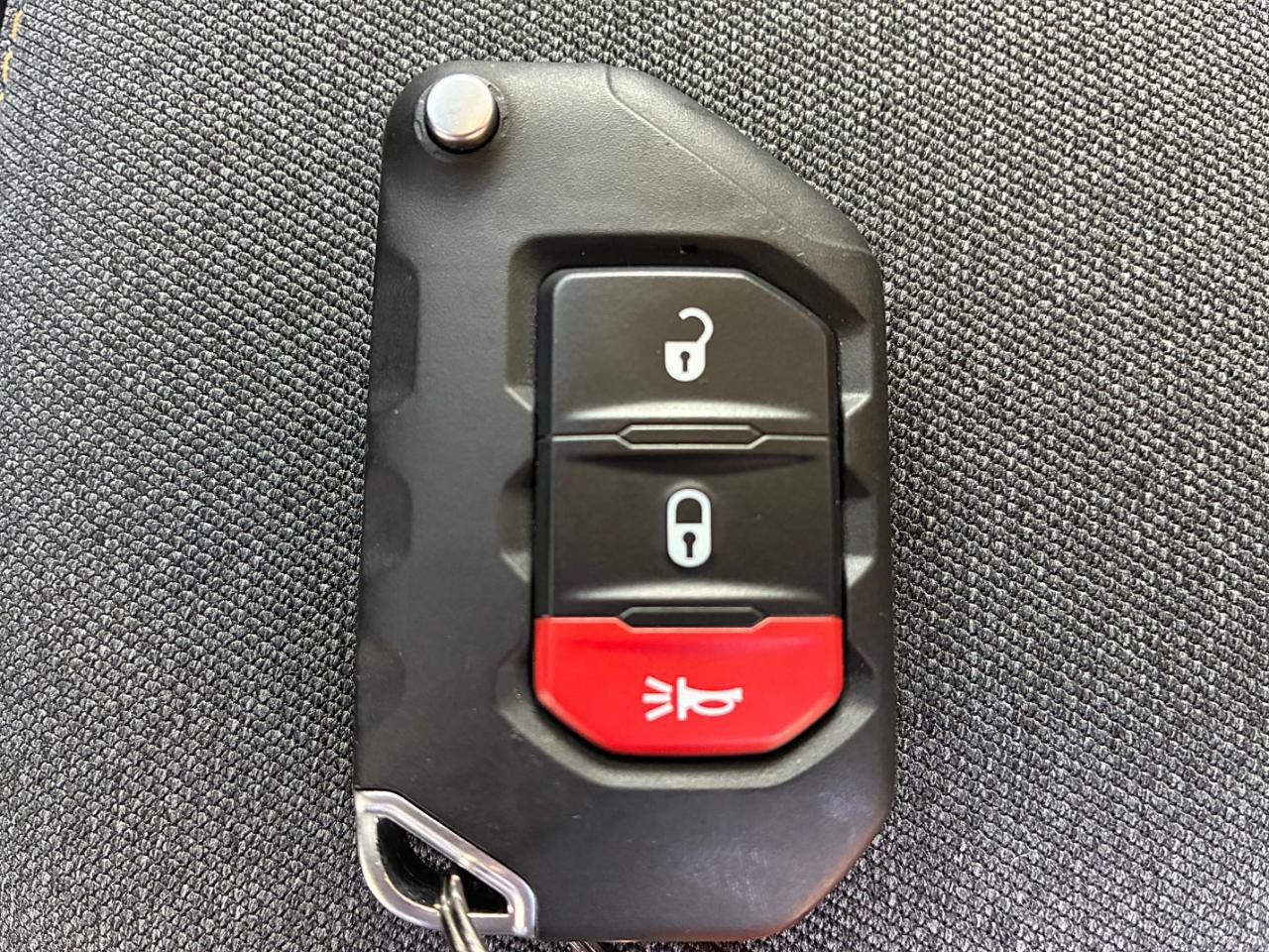 Used 2024 Jeep Gladiator Sport AWD/4WD image 27
