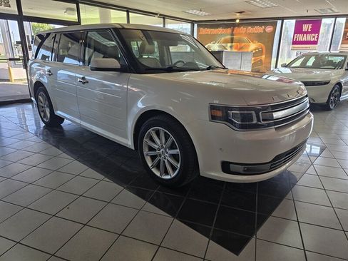 Used 2017 Ford Flex Limited w/ Equipment Group 301A AWD/4WD image 3