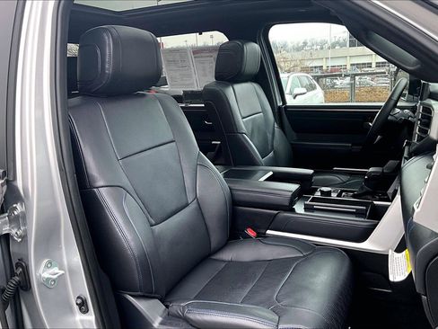 Used 2025 Toyota Tundra Platinum image 7
