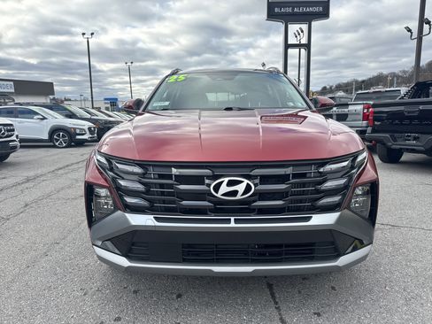 Certified 2025 Hyundai Tucson SEL image 9