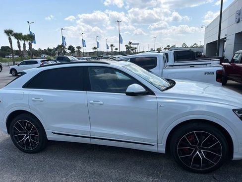 Used 2020 Audi Q8 Premium Plus w/ Premium Plus Package AWD/4WD image 5