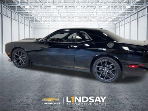 Used 2023 Dodge Challenger R/T w/ Blacktop Package image 7