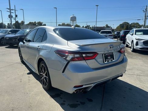 Used 2024 Toyota Camry SE w/ Audio Upgrade Package image 7