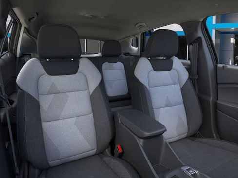 New 2026 Chevrolet Trax LS w/ LS Convenience Package FWD image 16