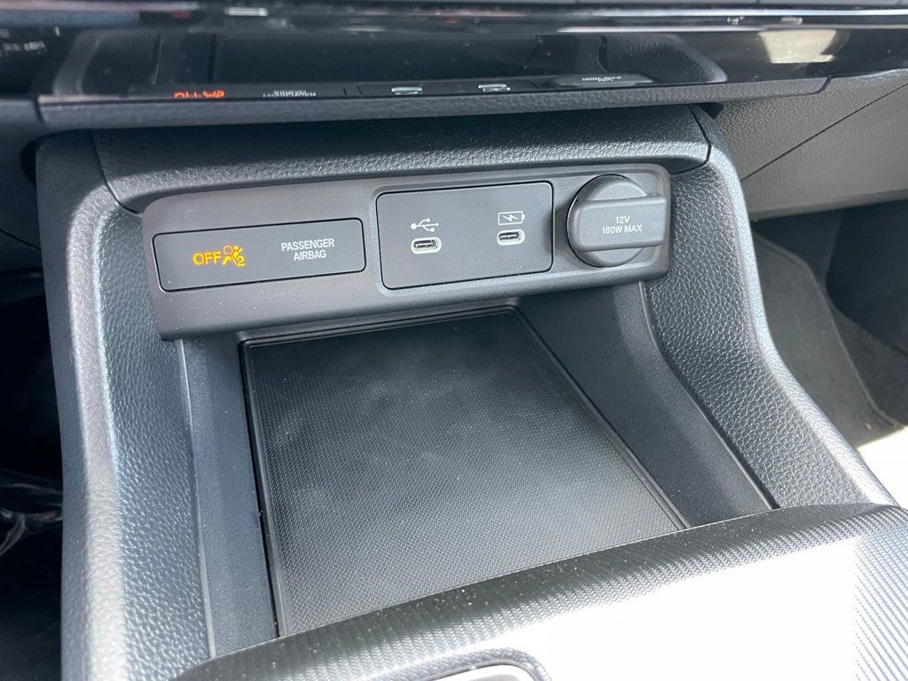 Used 2025 Honda Civic Sport image 12
