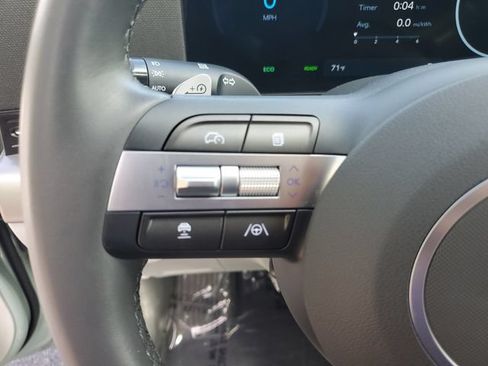 Used 2024 Hyundai Kona SEL FWD image 17