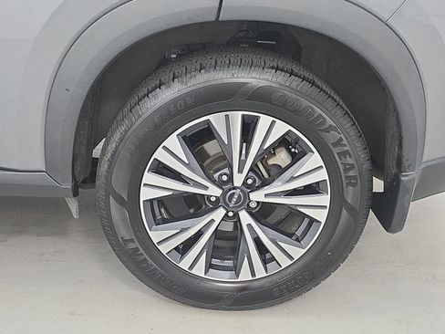 Certified 2023 Nissan Rogue SV w/ SV Premium B Package FWD image 33