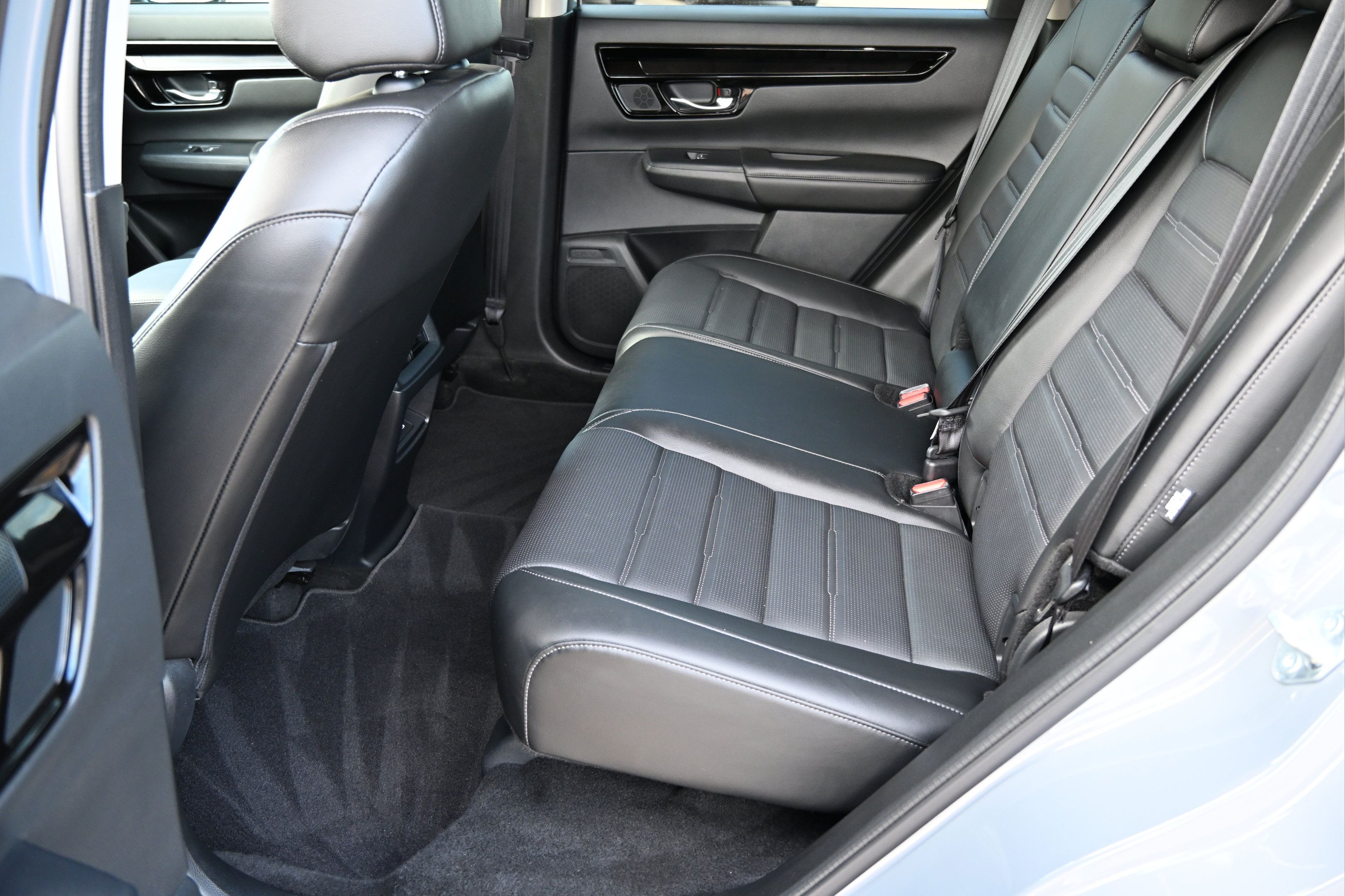 Used 2025 Honda CR-V EX-L image 16