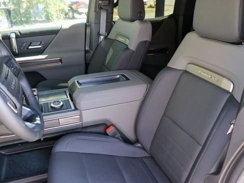 New 2025 GMC Hummer EV 2X image 20