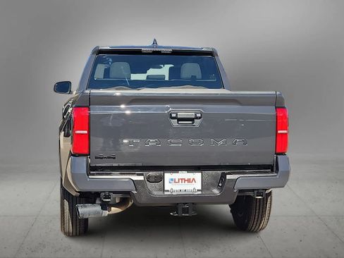 Certified 2025 Toyota Tacoma SR5 image 7