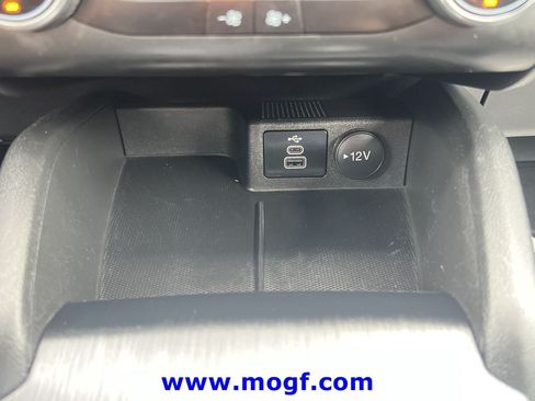 Used 2025 Ford Escape ST-Line FWD image 10