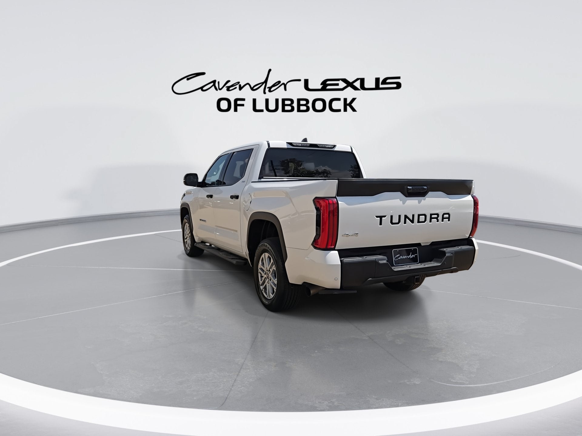 Used 2023 Toyota Tundra SR5 w/ SR5 Convenience Package AWD/4WD image 7